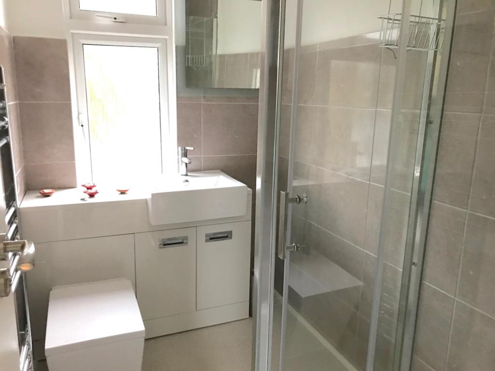 Ikigai Rentals, bathroom