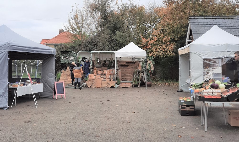 Horseheath Farmer & Craft Market - Stalls Outside