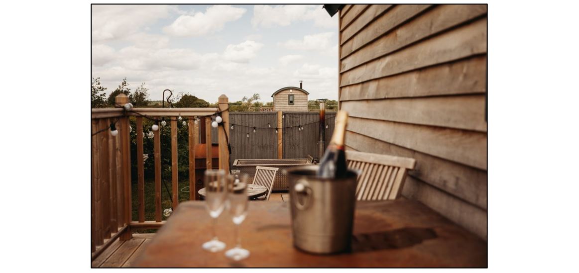 Fenland Retreats at Willow Grange Farm - champagne
