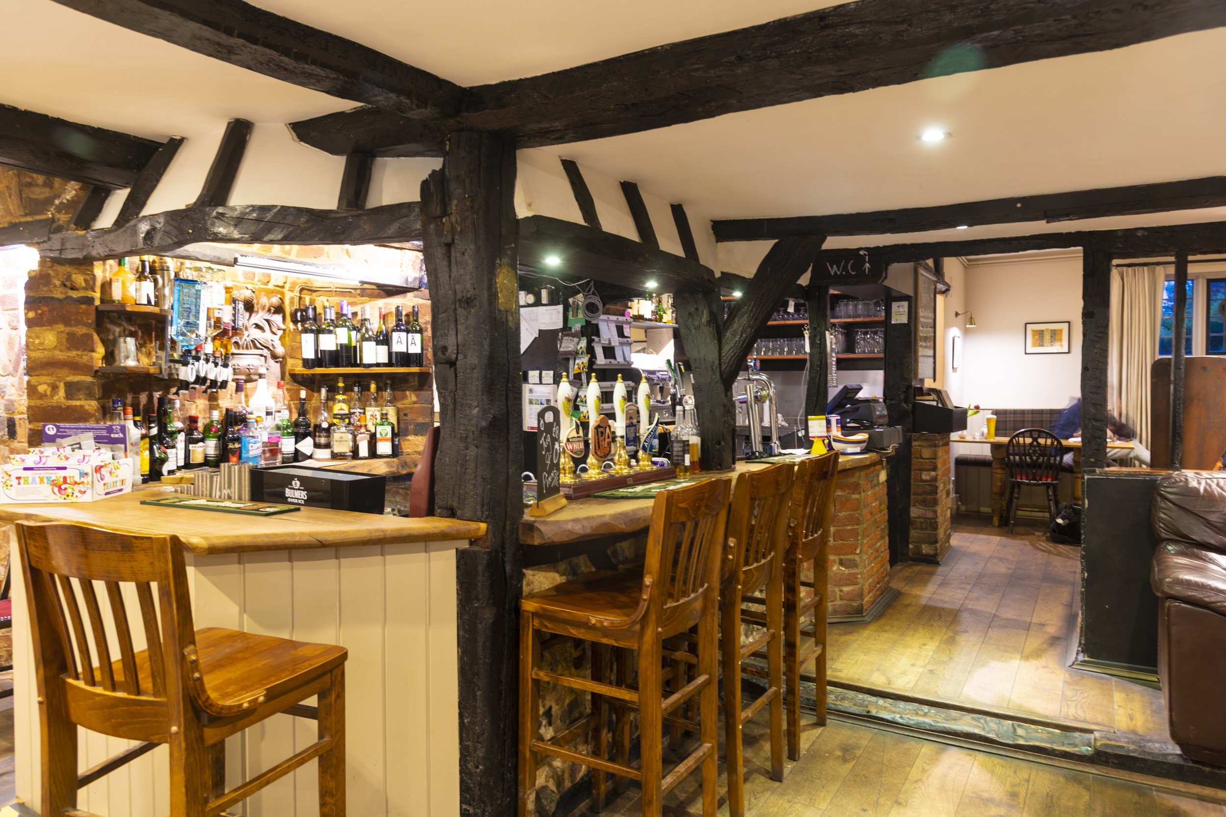 Black Bull Balsham bar area