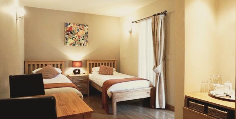 Orchard Cottage, Willingham, twin room