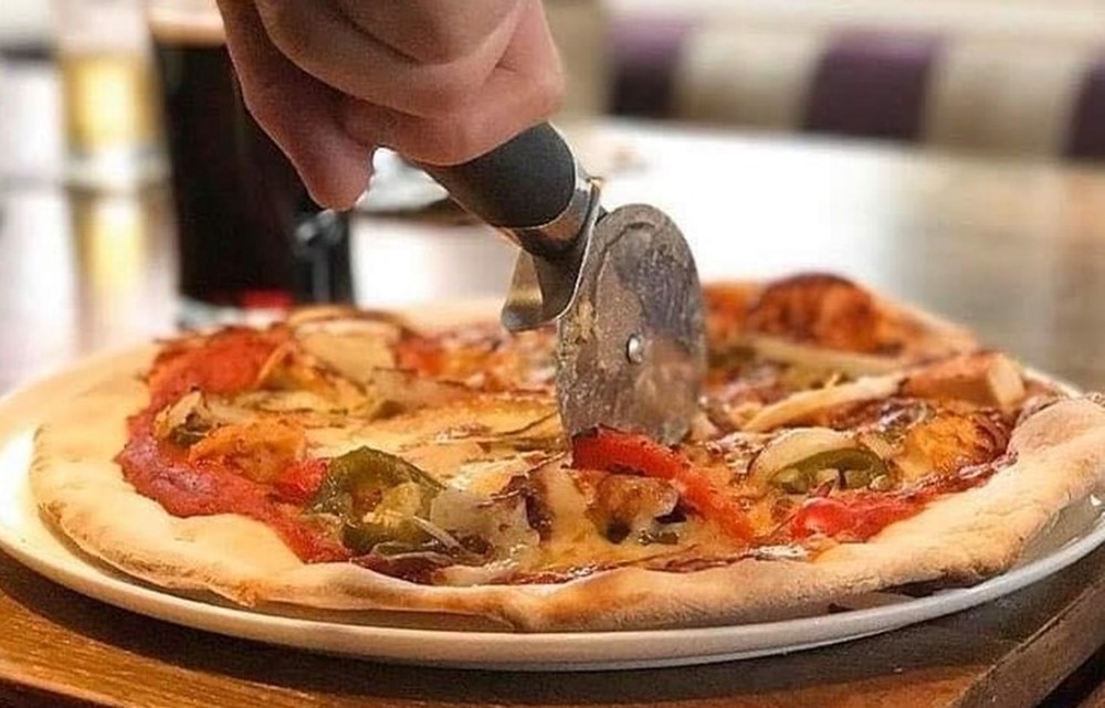 The Crown Inn Linton - Pizza