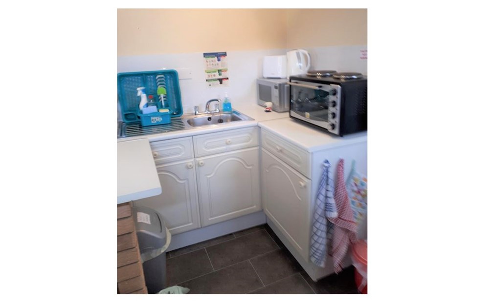 Self Contained Annexe  -  kitchen