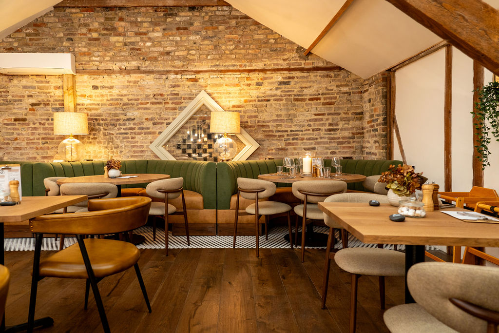 Lot 25 Café Restaurant and Bar