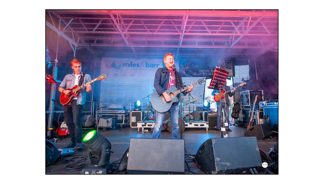 Dance to Live Music from Loaded