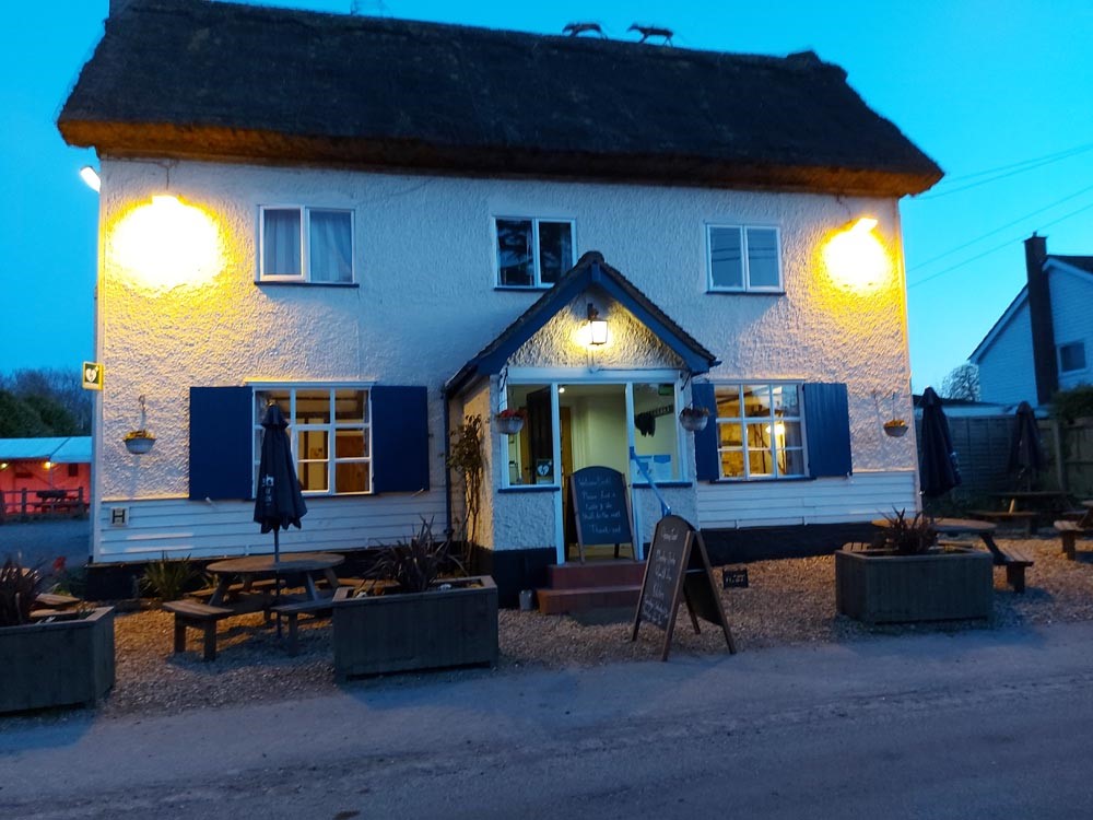 Hare and Hounds, Exterior