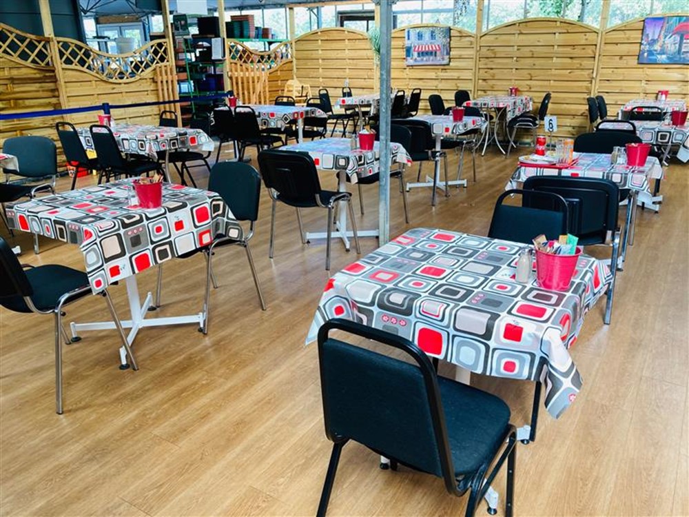 The Teapot @Phillimore Garden Centre, Inside Seating Area