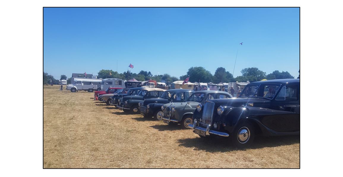 Cambridgeshire Steam Rally - classic cars
