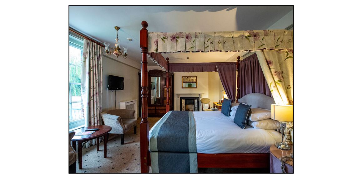 Quy Mill Hotel - four poster
