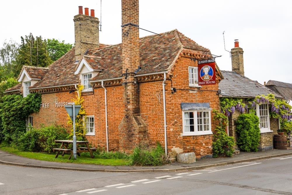 Queen's Head, Newton, exterior