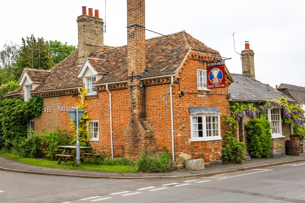Queen's Head, Newton, exterior