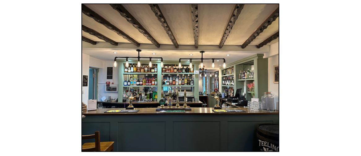 The Plough and Fleece - bar