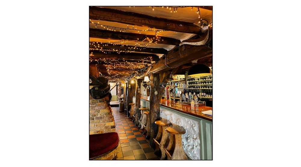 King William IV, Heydon - Interior