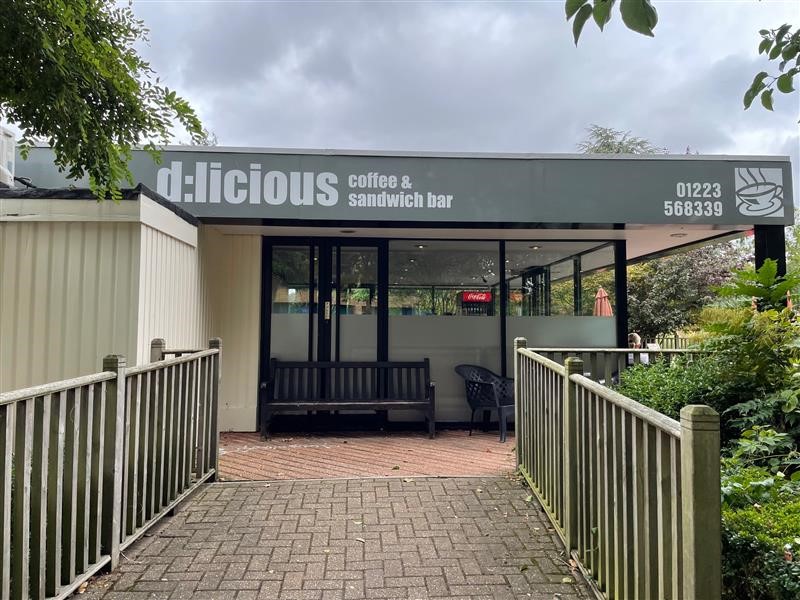 D:Licious Coffee and Sandwich bar, frontage