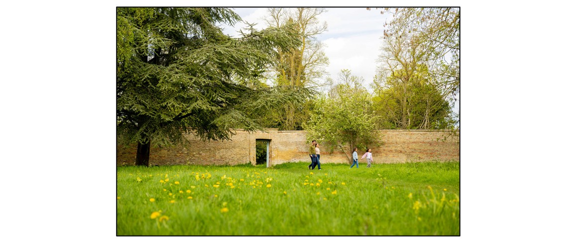 Wandlebury Country Park - Family through the arch