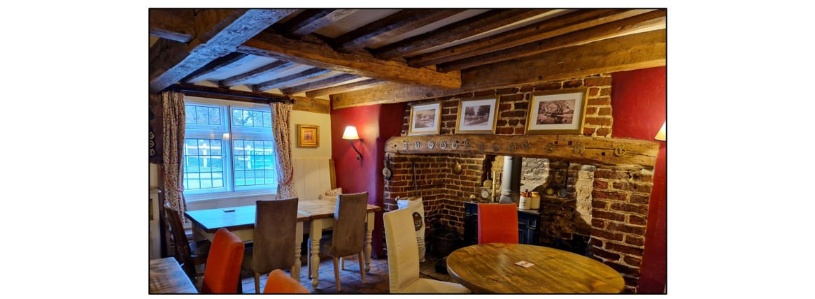The Rose and Crown -interior and fireplace