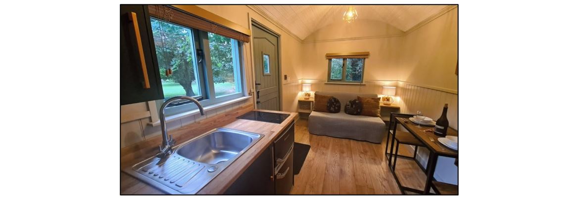 Fenland Retreats at Willow Grange Farm - living area