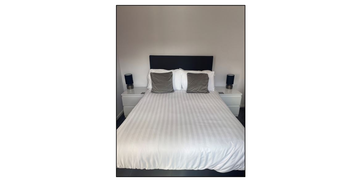 Coach House Hotel -double bedroom