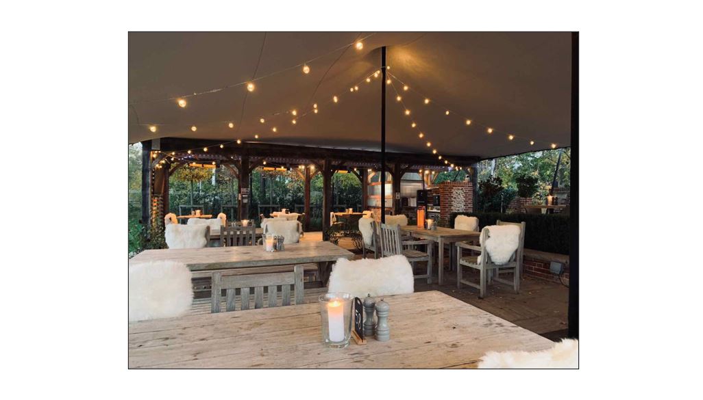 The Three Hills Bartlow - outside seating