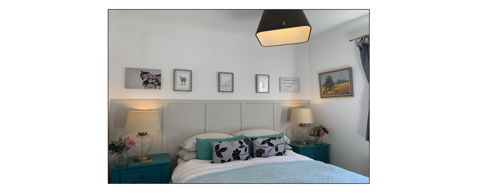Thorn House - guest house bedroom