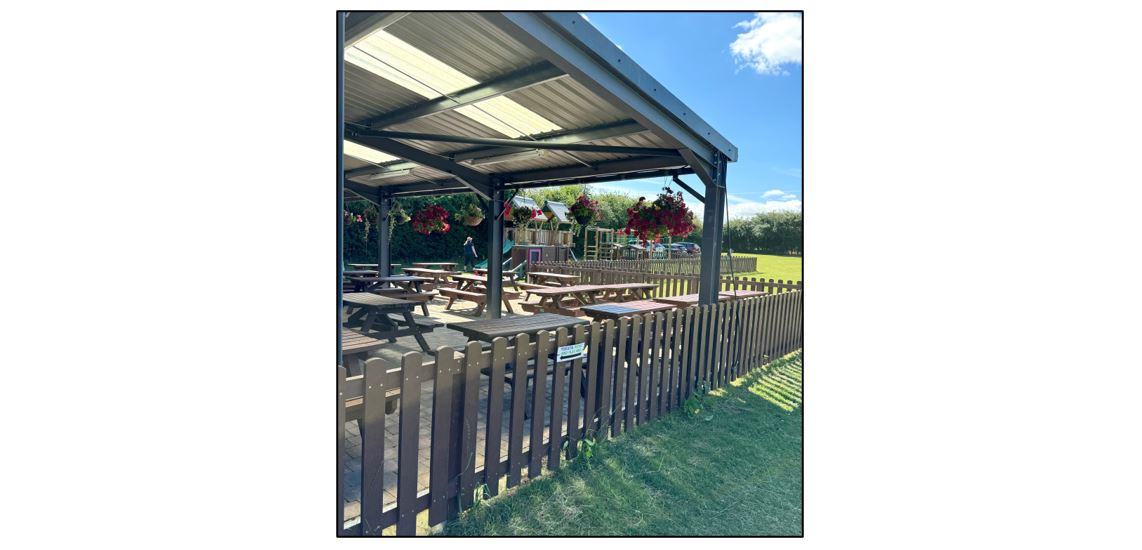 Linton Zoo  - outside seating