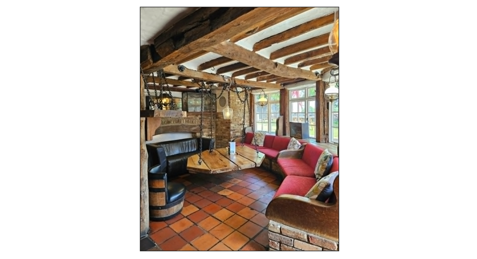 King William IV, Heydon -seating and fireplace