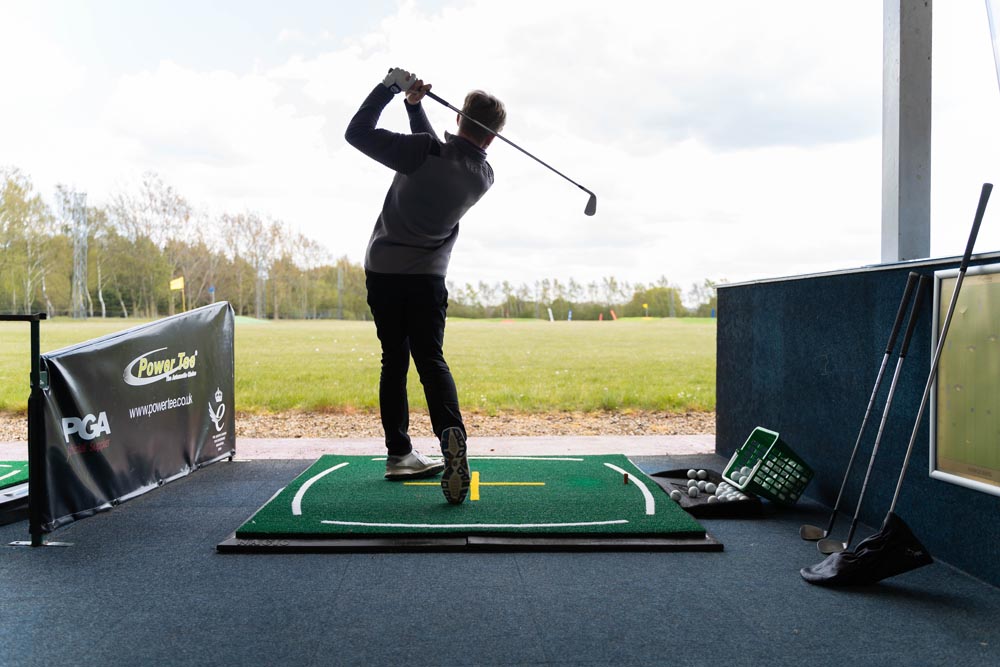 Kingsway Golf Centre - golfer