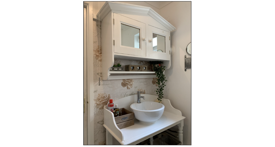 Thorn House - The Lodge bathroom