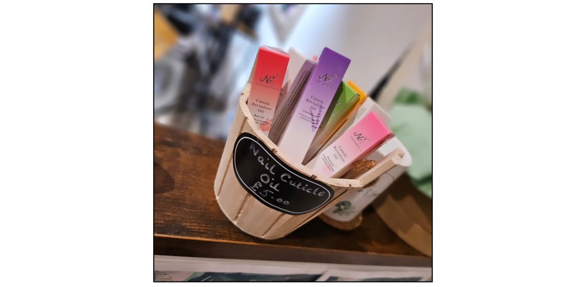 Hair & Moore - Nails