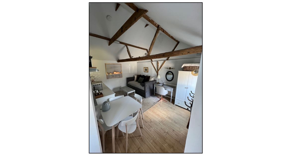 The Cottage - living space