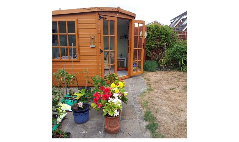 Self Contained Annexe  - summerhouse
