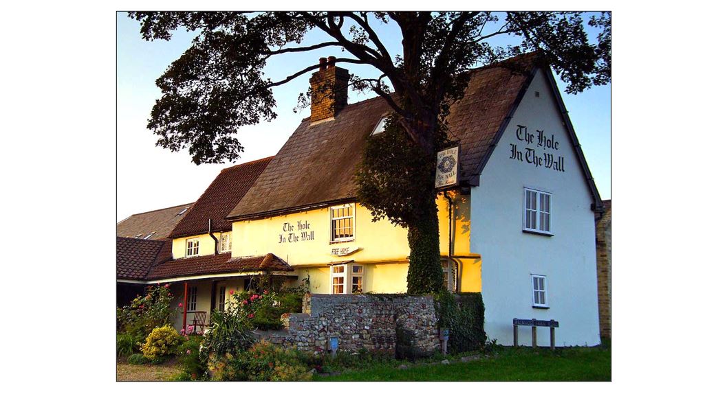 The Hole in the Wall - Exterior day