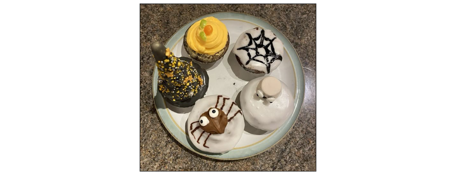 Halloween Kids Craft & Cupcake Decorating